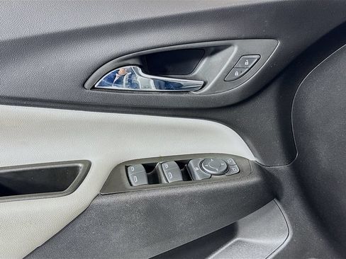 Used 2022 Chevrolet Equinox LT FWD image 14
