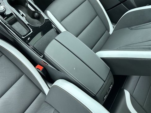 New 2025 Buick Envision Sport Touring image 22