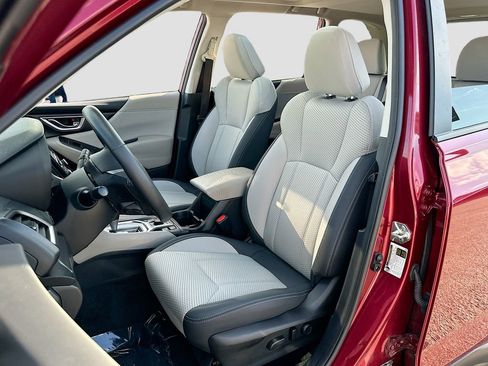 Used 2021 Subaru Forester Premium image 20