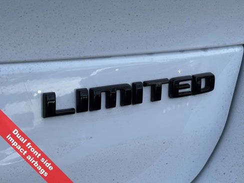 New 2025 Jeep Grand Cherokee L Limited w/ Black Appearance Package image 40