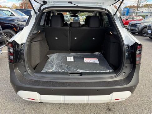 New 2026 Nissan Kicks SV w/ SV Premium Package image 10