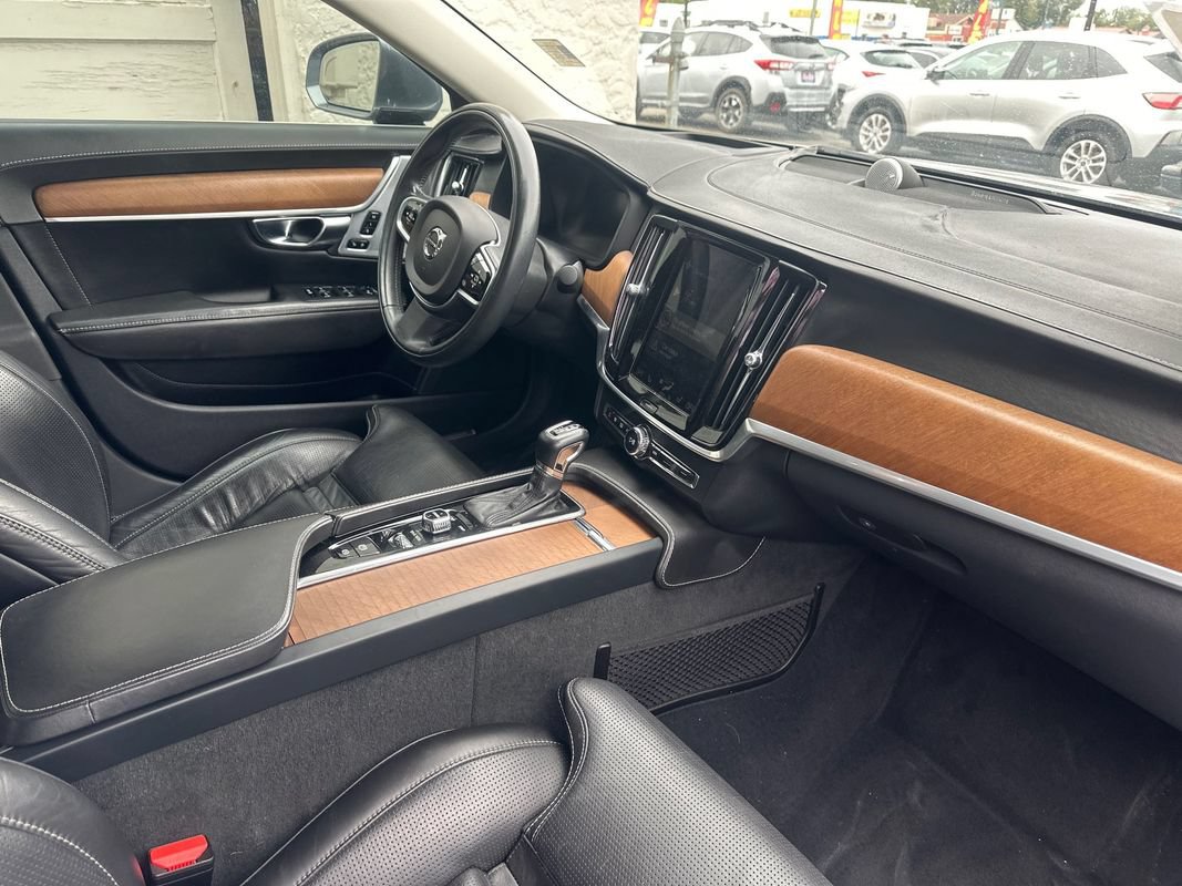 Used 2017 Volvo S90 T6 Inscription w/ Vision Package AWD/4WD image 13