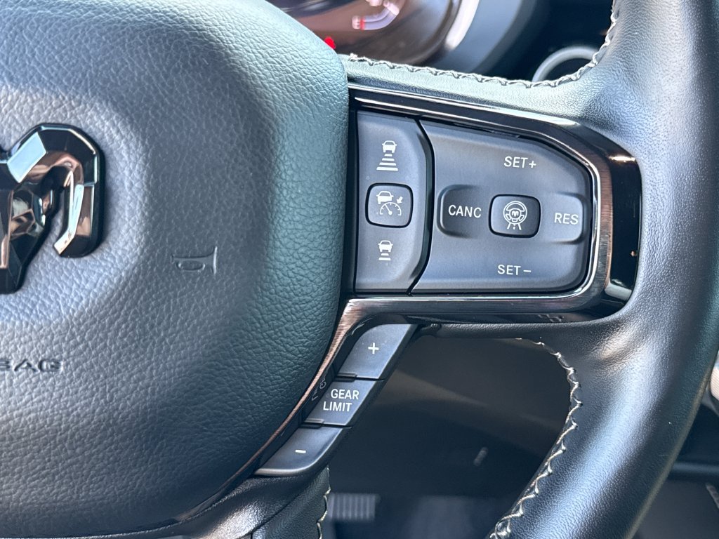Used 2025 RAM 1500 Limited AWD/4WD image 18
