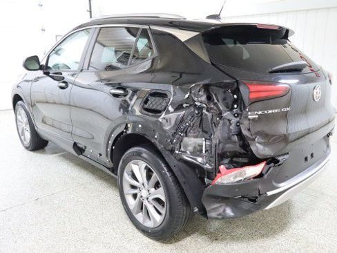 Used 2021 Buick Encore GX Select w/ Advanced Technology Package image 3
