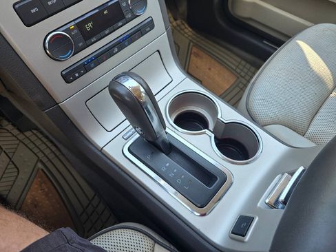Used 2009 Lincoln MKX AWD image 27
