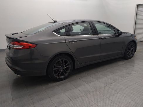 Used 2018 Ford Fusion SE w/ Equipment Group 201A image 10