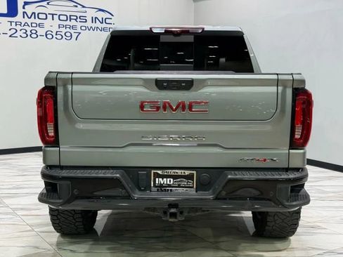 Used 2024 GMC Sierra 1500 AT4X image 7