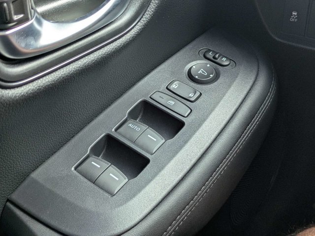Used 2026 Honda HR-V LX image 23