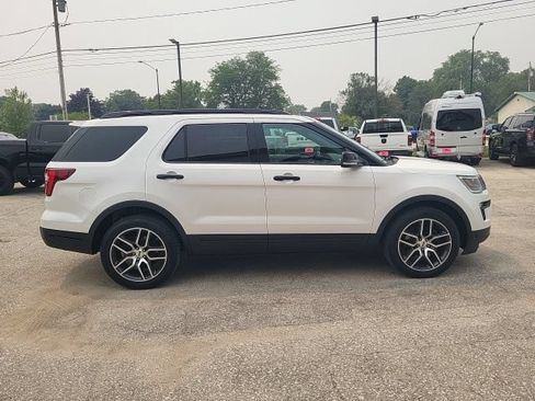 Used 2019 Ford Explorer Sport AWD/4WD image 15