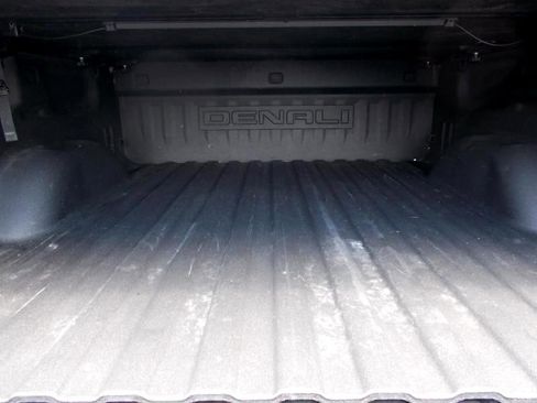 Used 2018 GMC Sierra 1500 Denali image 17