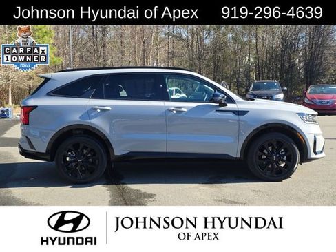 Used 2023 Kia Sorento SX image 14