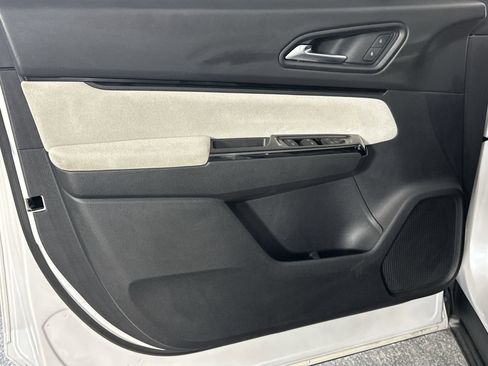 Used 2024 Honda Prologue EX image 33