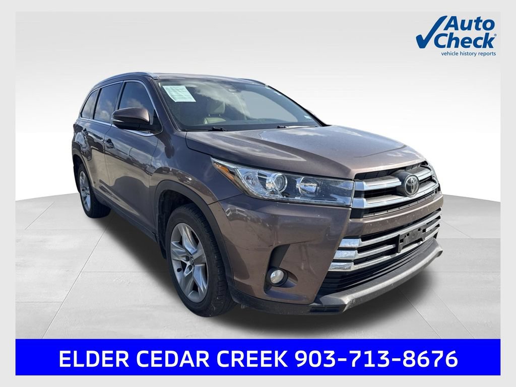 Used 2017 Toyota Highlander Limited FWD 360° Tour