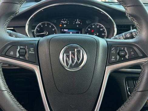 Used 2021 Buick Encore Preferred FWD image 34