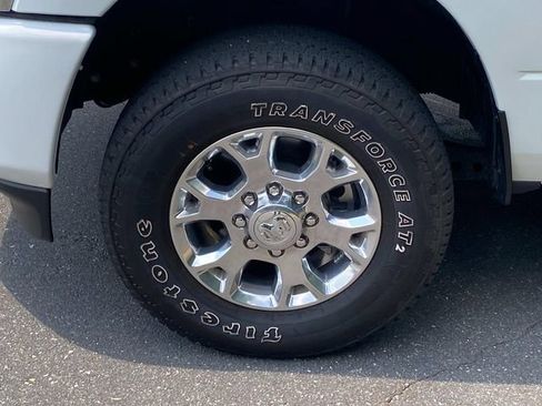 Used 2024 RAM 2500 Laramie AWD/4WD image 6