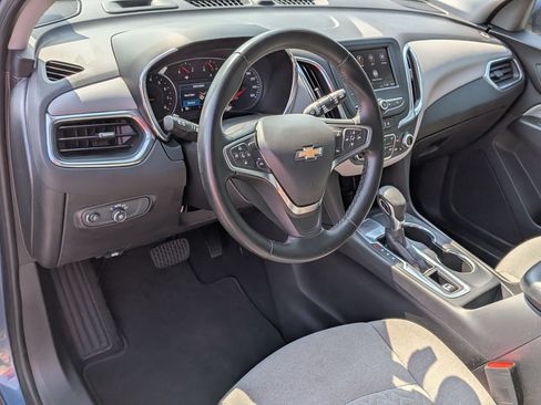 Used 2024 Chevrolet Equinox LT FWD image 16