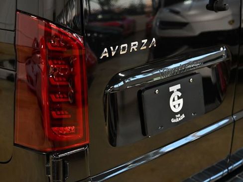 Used 2023 Mercedes-Benz Metris Passenger image 23