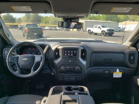New 2026 Chevrolet Silverado 3500 W/T image 38