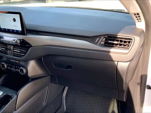 Certified 2024 Ford Escape Active image 16