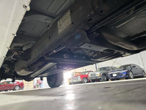 Used 2005 Chevrolet Silverado 1500 4x4 Crew Cab w/ Safe And Sound Package image 46