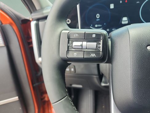 Used 2024 Hyundai Santa Fe Limited FWD image 13