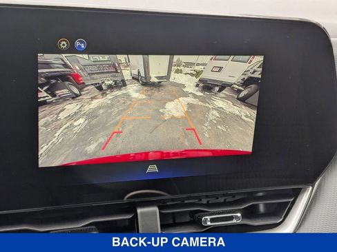 New 2026 Chevrolet Equinox LT w/ LPO, Floor Liner Package image 21