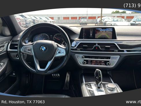Used 2018 BMW 740i RWD image 43