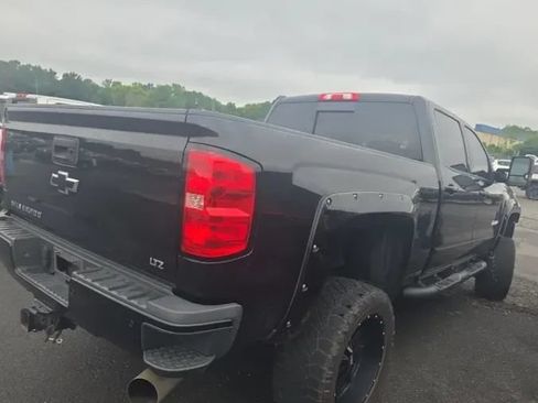 Used 2019 Chevrolet Silverado 2500 LTZ w/ Duramax Plus Package AWD/4WD image 2
