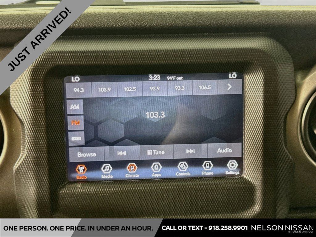 Used 2018 Jeep Wrangler Unlimited Sport S AWD/4WD image 14