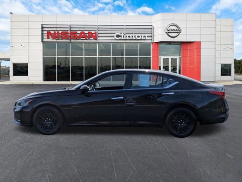 Certified 2025 Nissan Altima 2.5 S image 6