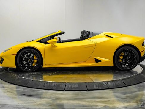 Used 2018 Lamborghini Huracan LP 580-2 image 8