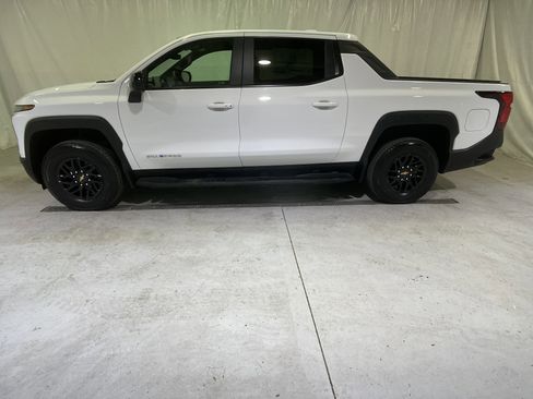 Used 2024 Chevrolet Silverado EV W/T image 7