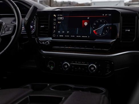 Used 2024 GMC Sierra 1500 Elevation w/ LPO, Elevation Black Package AWD/4WD image 20