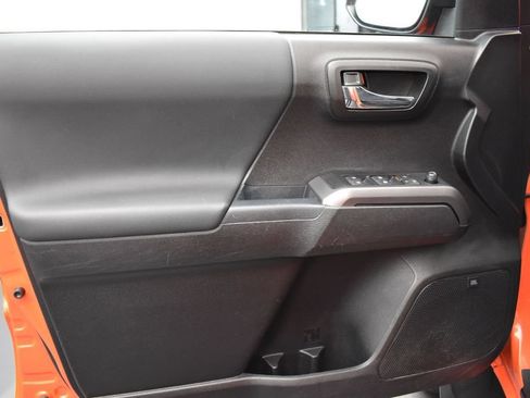 Used 2023 Toyota Tacoma TRD Pro AWD/4WD image 5