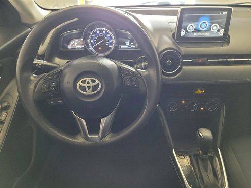Used 2017 Toyota Yaris iA image 22