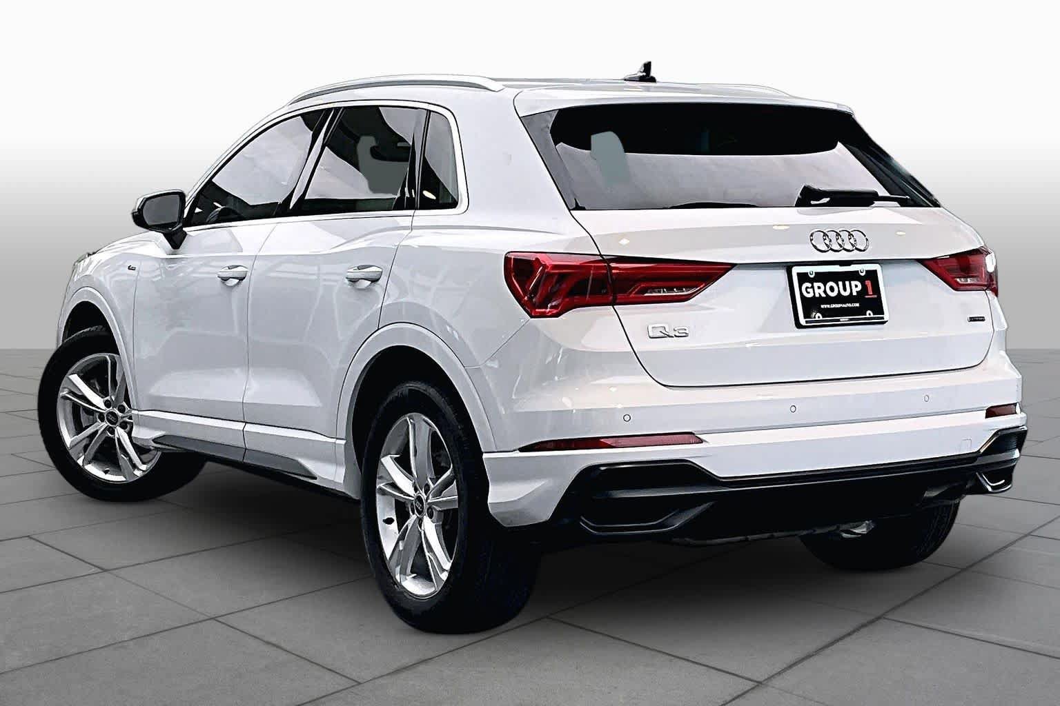 Used 2022 Audi Q3 2.0T Premium Plus w/ Premium Plus Package AWD/4WD image 12