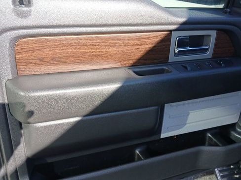 Used 2013 Ford F150 Lariat w/ Lariat Chrome Pkg image 31