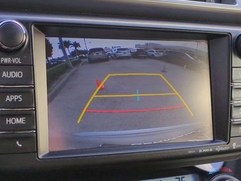 Used 2018 Toyota RAV4 Limited image 20