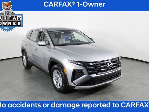Certified 2025 Hyundai Tucson SE FWD image 5
