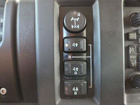 Used 2006 HUMMER H2 image 18