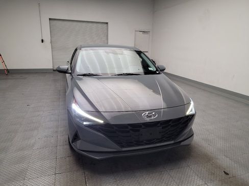 Used 2022 Hyundai Elantra SEL FWD image 14