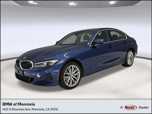 Certified 2024 BMW 330i Sedan w/ Convenience Package RWD image 1