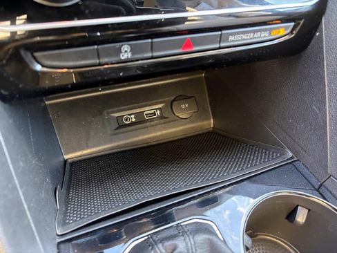 Used 2018 Volkswagen Atlas SEL image 18