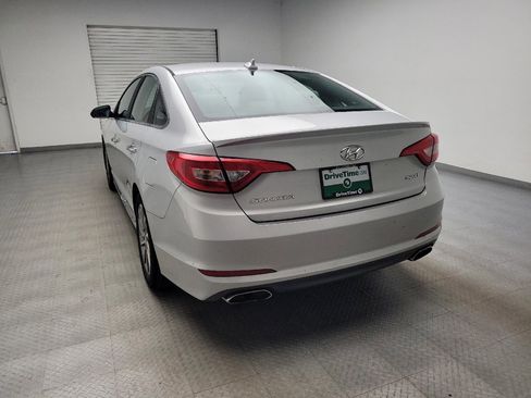 Used 2016 Hyundai Sonata Sport w/ Option Group 02 FWD image 6