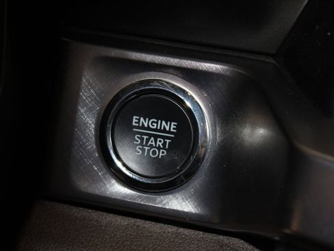 Used 2024 Ford F250 King Ranch w/ Chrome Package image 48