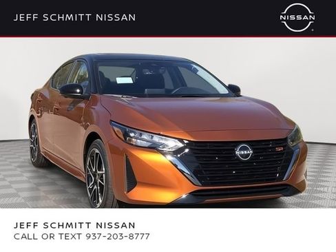 Certified 2025 Nissan Sentra SR w/ SR Premium Package image 1