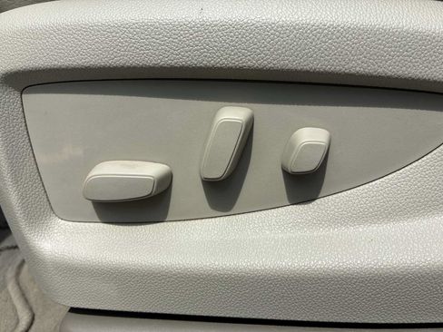 Used 2019 GMC Yukon Denali AWD/4WD image 14