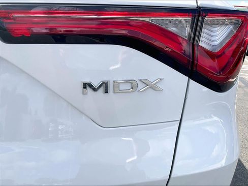 Used 2024 Acura MDX SH-AWD w/ Advance Package image 10