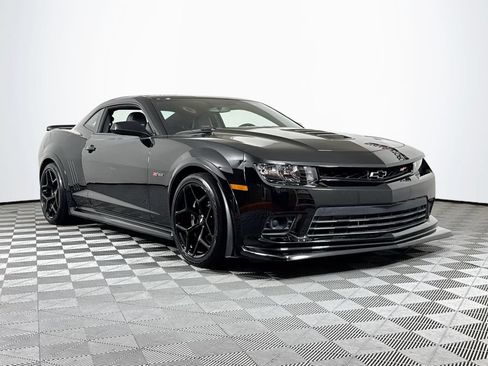 Used 2015 Chevrolet Camaro Z/28 RWD image 1