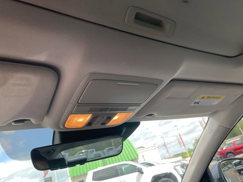 Used 2018 Honda Accord EX-L image 18